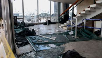 AGU pede o bloqueio de bens de financiadores dos ataques em Brasília