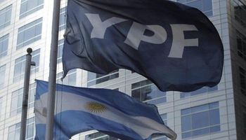 Acciones de  YPF suben fuerte por expectativa de acuerdo con Repsol