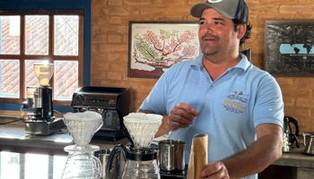Café da "boca do vulcão" alcança até R$ 19 mil por saca