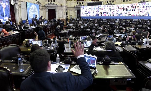 El proyecto para que salarios de 150 mil pesos no paguen ganancias obtuvo dictamen en Diputados