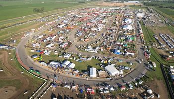 Primeras ofertas de Expoagro: ofrecen productos con un 30% de descuento y 10% adicional pagando con Visa Agro