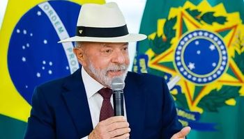 Quaest: Lula tem 39%, Flávio Bolsonaro 33%, Caiado e Zema com 4%