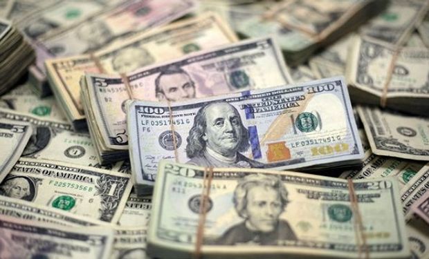 Dólar hoy: a cuánto cotizan el oficial, el blue y cuál es la brecha cambiaria