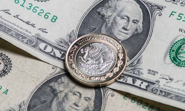 Dólar: nuevo récord para el blue con una brecha que llegó a estar cercana al 100 %