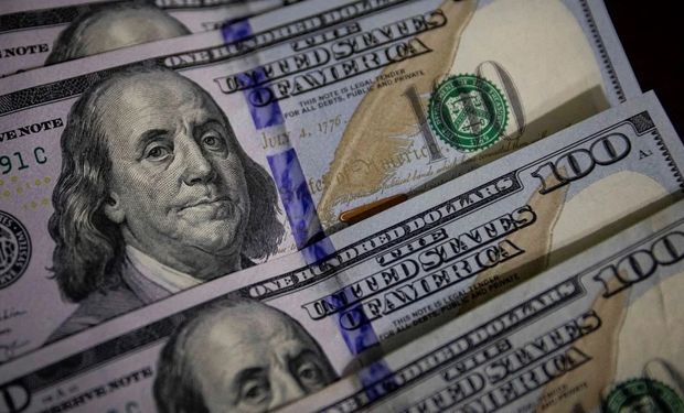 El dólar blue retrocedió y los financieros repuntaron al interior de la rueda