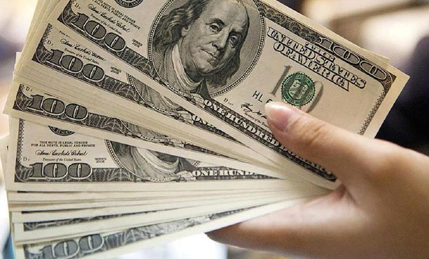 El dólar blue retrocede y está por debajo de los $ 200