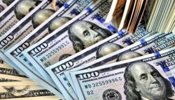 El dólar blue cede mientras el BCRA sigue acelerando el ritmo de devaluación