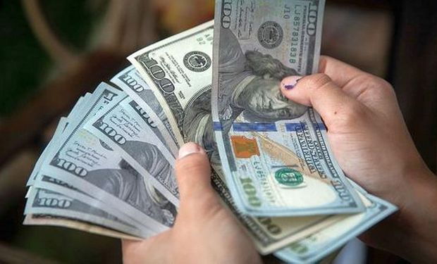 Dólar hoy: el blue supera ampliamente los $200 y se agranda la brecha con el Banco Nación