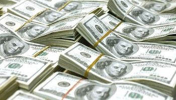 A cuánto cotiza el dólar blue hoy y cómo queda la brecha con el dólar Banco Nación