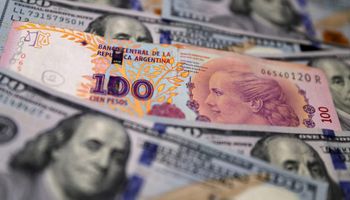 Dólar blue hoy: a cuánto cotiza el 25 de abril y cuál es la brecha con el dólar Banco Nación