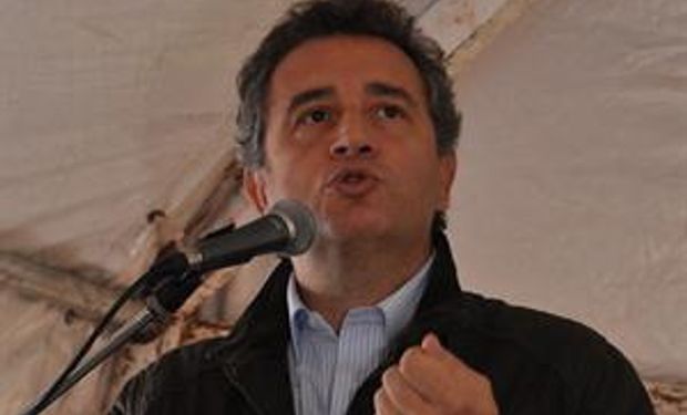 "Para sostener al dólar, el Gobierno dilapidó las retenciones de todo el año", advirtió La Rural