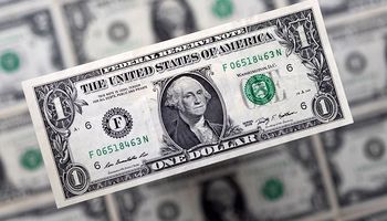 Dólar hoy: a cuánto cotiza el blue luego del cambio en el dólar tarjeta