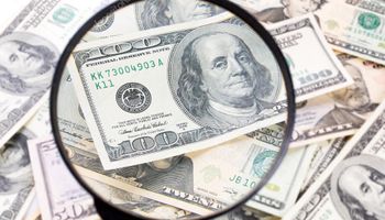 La AFIP intima a 5780 contribuyentes que compraron dólar MEP
