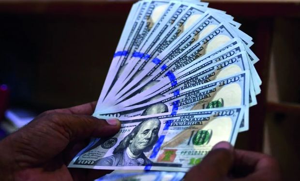 Dólar cripto supera $ 1000 tras la victoria de Javier Milei