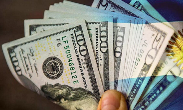 El dólar oficial avanza al 31% anualizado, el ritmo más alto desde principios de abril