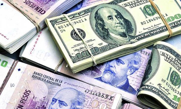 El dólar blue retrocedió cinco centavos a $ 10,95