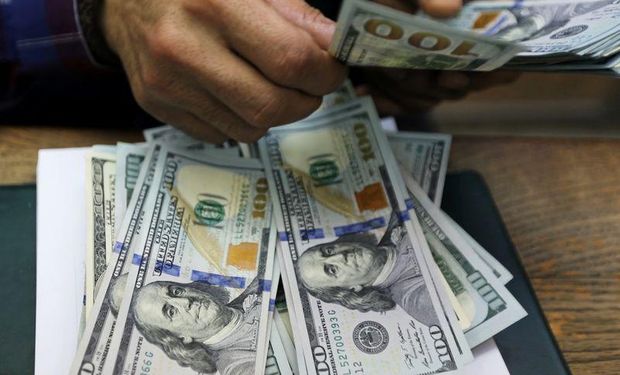 A cuánto cotiza el dólar luego de la victoria de Milei en las PASO 2023