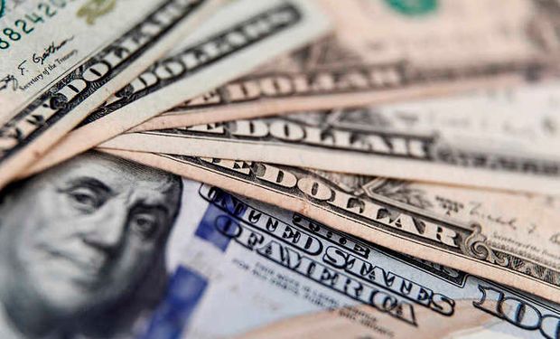 El dólar Banco Nación se mantiene estable y el blue se escapa a los $ 133