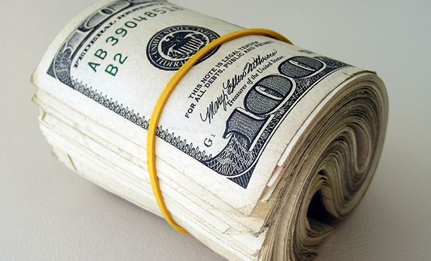 El dólar blue saltó otros $ 5 y terminó la semana con un avance de $ 23