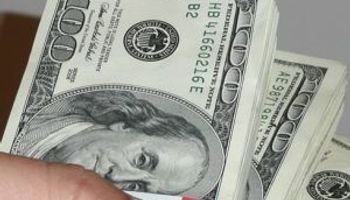 Se hunde dólar a $ 13,50 y hay menor liquidación