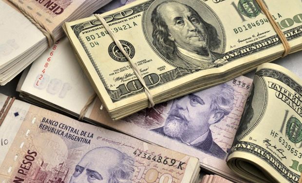 Dólar blue sigue trepando y llega hasta los $ 13,60