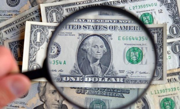 Dólar: el mayorista avanzó otros 10 centavos y se desacelera el ritmo devaluatorio