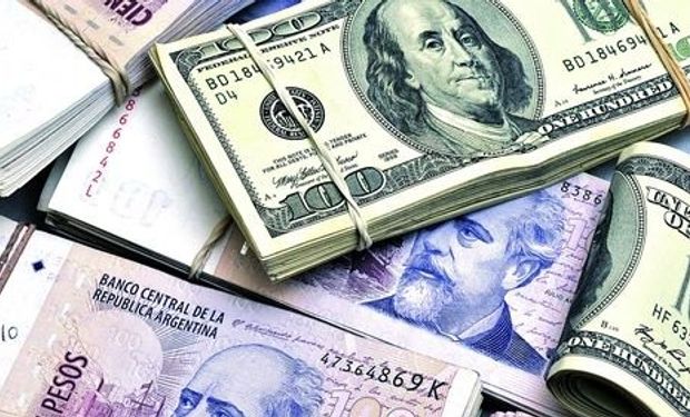 La diferencia entre el dólar oficial y el paralelo llegó ayer a su máximo en el año.