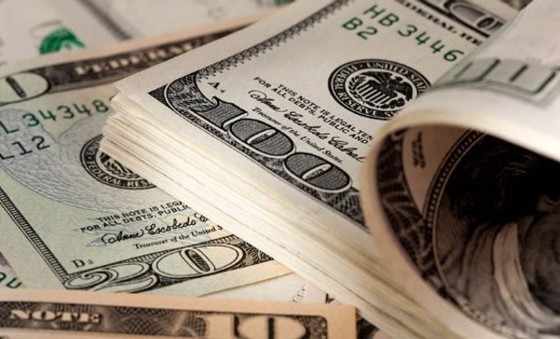 El volumen operado ayer fue de u$s 165 millones tras una semana en la que los exportadores agropecuarios ingresaron u$s 356 millones.