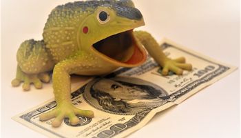 Precio, salto y brecha: el triple récord del dólar post PASO