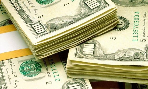 El dólar oficial subió medio centavo a $ 5,795