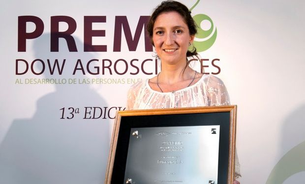 Segundo Premio Empresas: Lic. Sabrina Ruggero Recursos Humanos KUMAGRO SA, Carmen de Areco Buenos Aires.