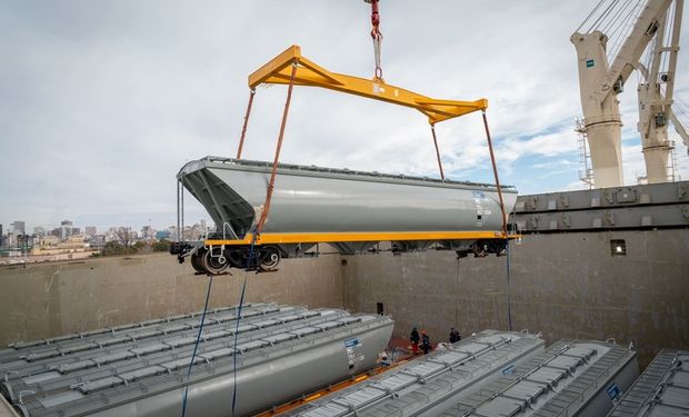 Impacto en el agro: llegaron nuevas tolvas para llevar granos del norte al Gran Rosario