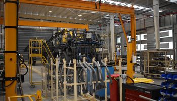 Impuestos altos, falta de financiamiento y volatilidad: los desafíos que tiene la maquinaria agrícola para 2026