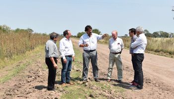 Buscan mejorar el tránsito en rutas estratégicas para la producción lechera en Buenos Aires