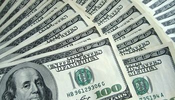 Dólar blue y dólar hoy: cuál es la cotización del 25 de agosto y cómo queda la brecha contra el Banco Nación