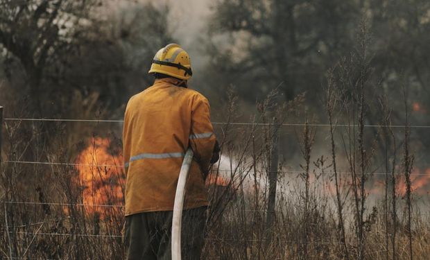 Tras 8 días consecutivos, continúan los trabajos para apagar los incendios en Córdoba