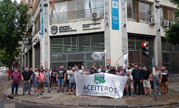 El gremio de aceiteros mantiene una pausa en el paro, pero continúa en estado de alerta y movilización