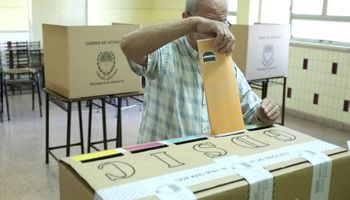 Santa Fe y Mendoza votaron en las PASO