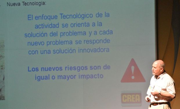 Emilio Satorre, profesor titular de la Cátedra de Cerealicultura en la Facultad de Agronomía de la UBA, investigador del Conicet y coordinador académico de la Unidad de Investigación y Desarrollo de Aacrea