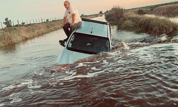 "Hagan algo": la cruda historia de la foto viral que muestra cómo es trabajar en el campo argentino