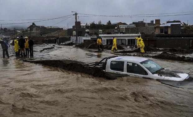 Lluvias vuelven a castigar a Comodoro Rivadavia.