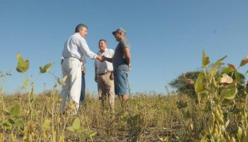 Etchevehere visitó a productores afectados por la sequía en Entre Ríos