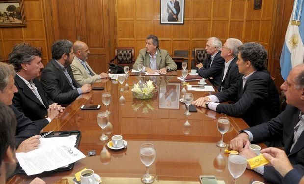 El ministro de Agroindustria reunido con la mesa de Enlace en Entre Ríos.