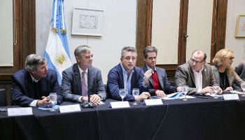 Etchevehere sobre la presencia mínima de OGM: "Es un camino que hay que recorrer"