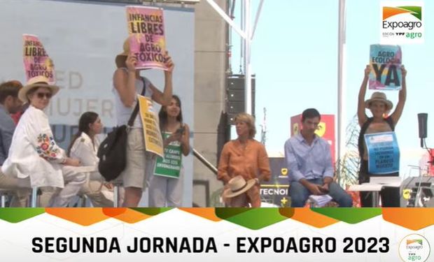 Con carteles y a los gritos: quiénes son y cómo se financian los jovenes que irrumpieron en la agenda de Expoagro 2023