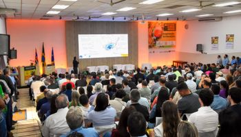 Expocitros e Semana da Citricultura 2026 abrem edição com homenagens e foco no futuro do setor