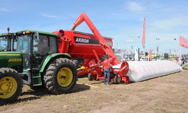 Maquinaria agrícola, agroquímicos, abonos y más: identifican 82 mercados en donde Argentina tiene oportunidad de exportar