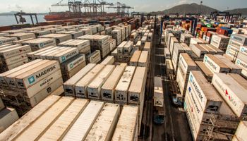 Agronegócio registra recorde de exportações puxado por carnes suína e bovina