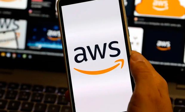 Entenda como falha global na Amazon derrubou mais de 500 apps e causou instabilidade do Pix