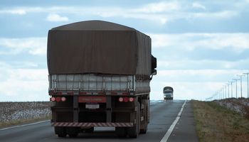 Falta de caminhoneiros acende alerta para apagão logístico no Brasil